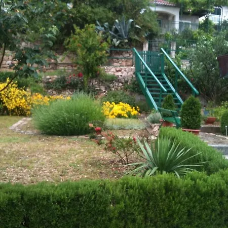 Apartment In With Sea View, Loggia, Air Conditioning, Wifi 153-28 Pisak